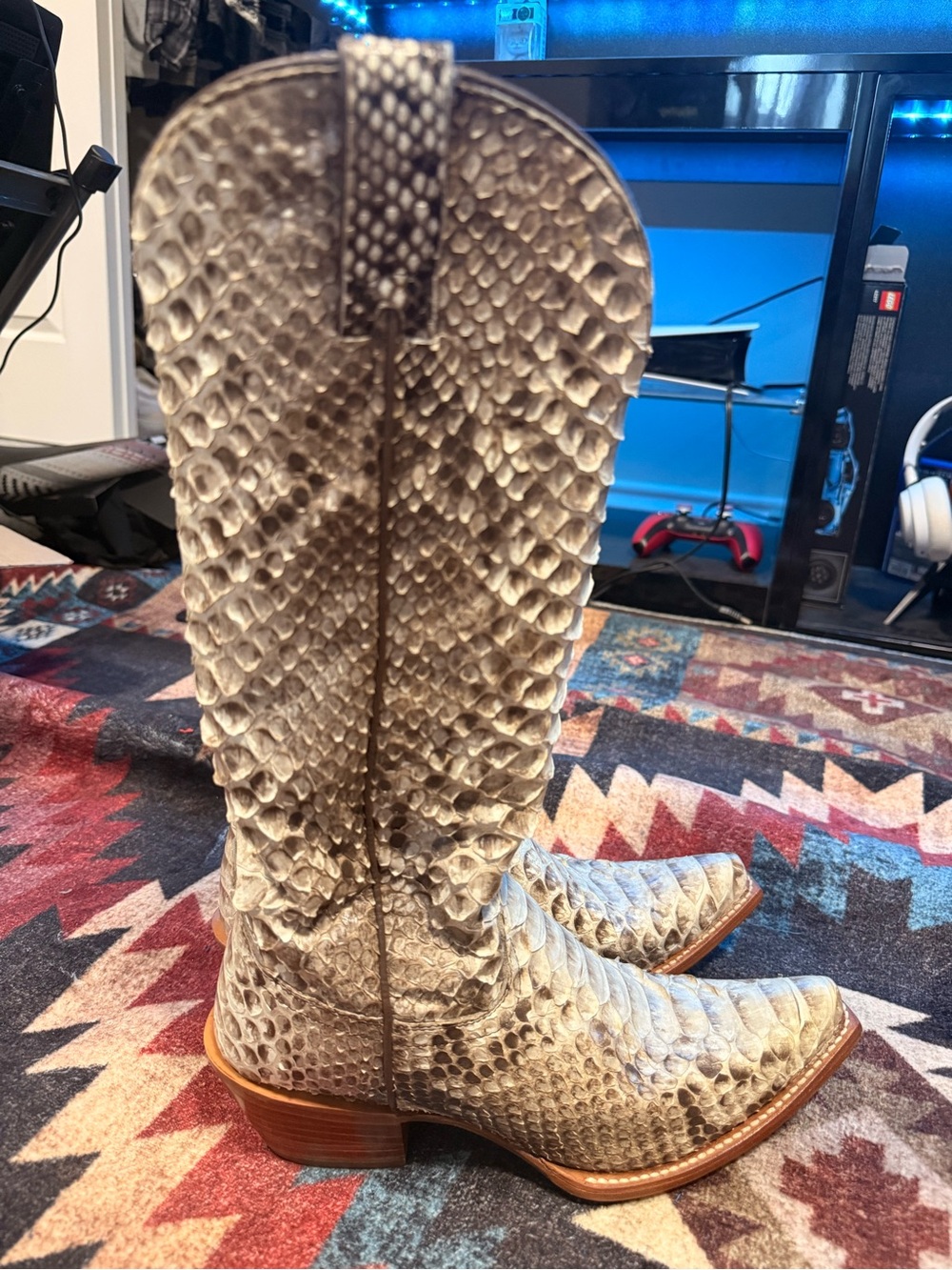 Women’s Snakeskin-Textured Western Boots - beige
